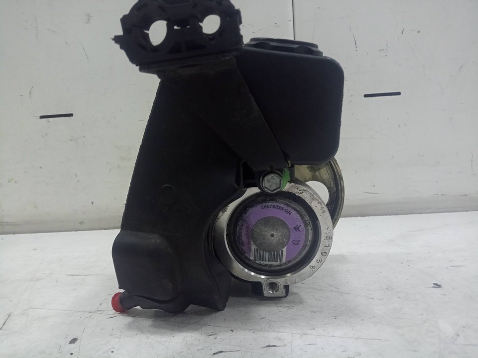 Bomba direccion peugeot 206 fastback 1.4 lpg