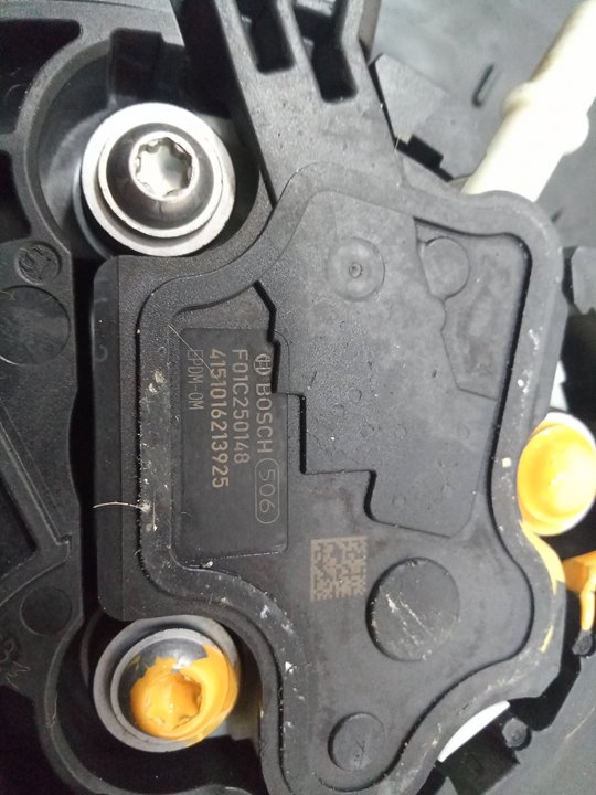 Deposito y bomba adblue audi q3   (8ug) attraction      01.15