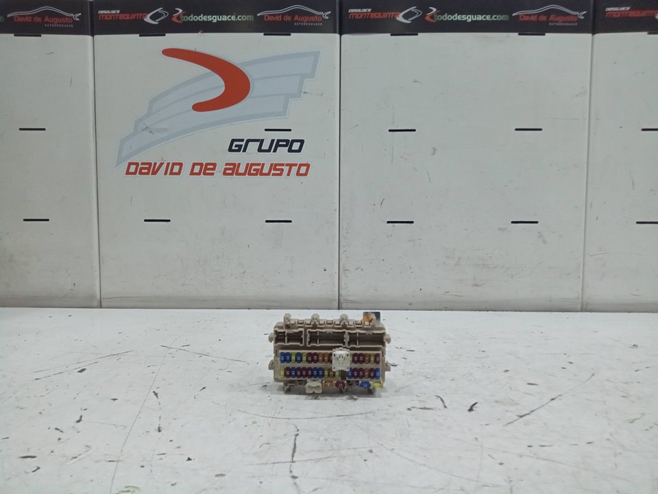 Caja reles / fusibles nissan qashqai ii todo terreno cerrada 1.5 dci