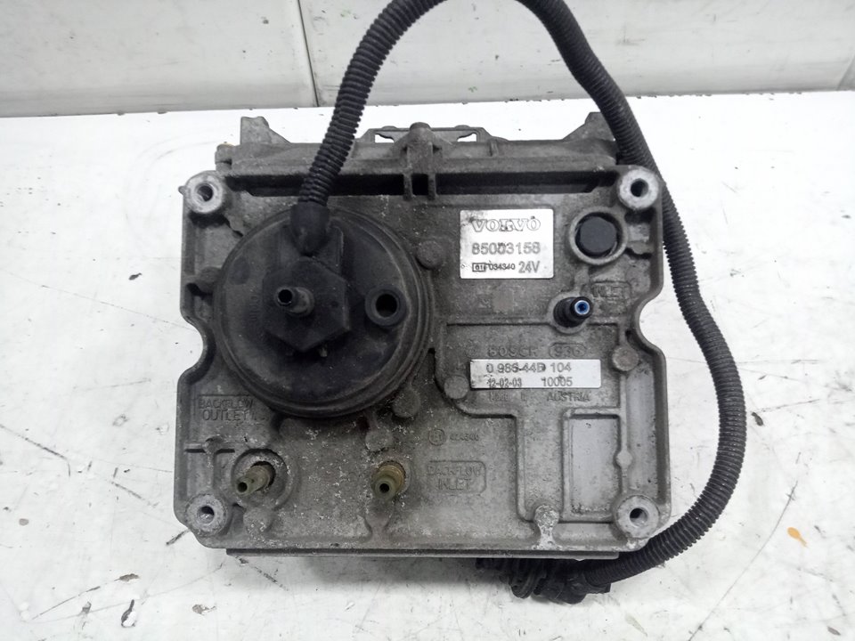 Bomba adblue y centralita adblue volvo  fl 7 fki  intercooler  177 kw  4x2 corto      01.86 - ... no identificado