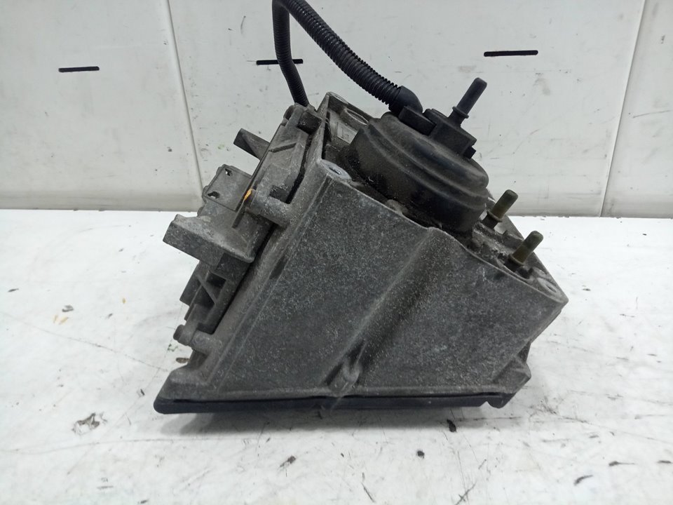 Bomba adblue y centralita adblue volvo  fl 7 fki  intercooler  177 kw  4x2 corto      01.86 - ... no identificado
