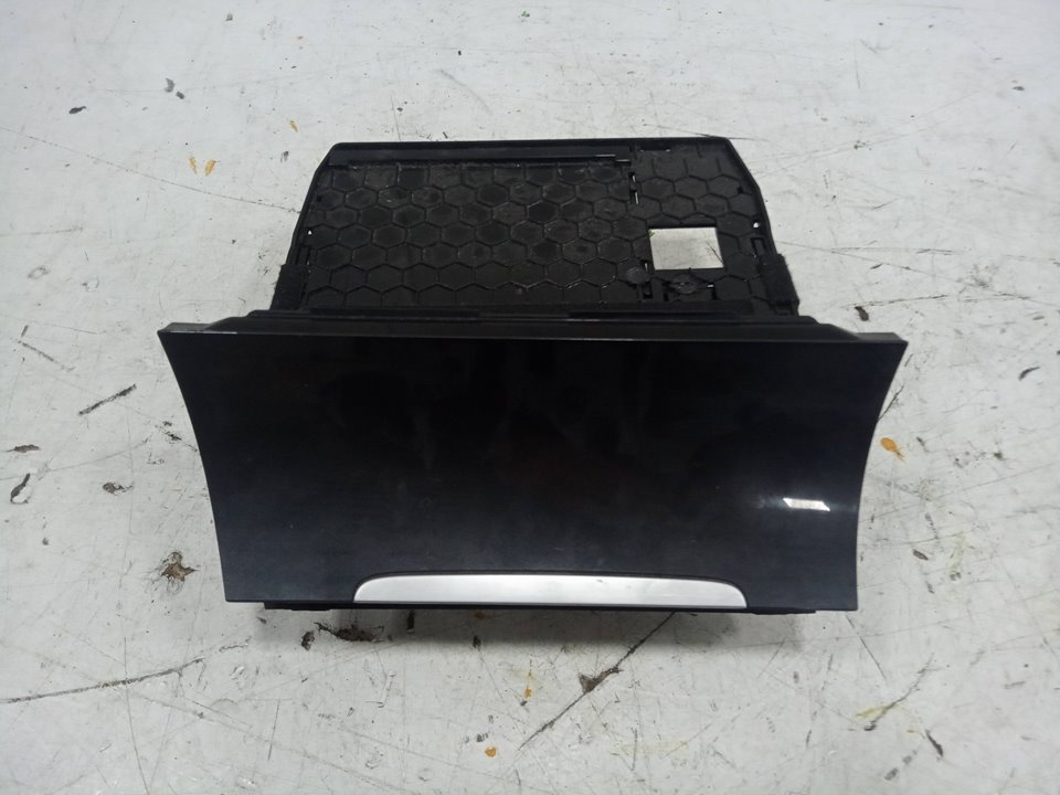 Cajon portaobjetos volkswagen golf vii 1.5 tsi