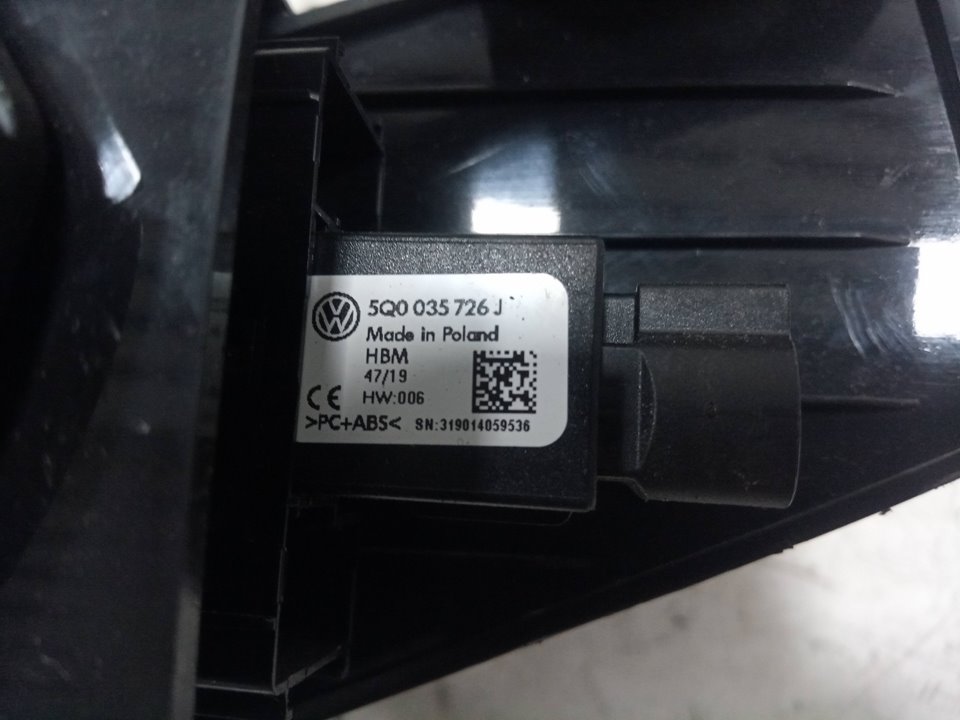 Cajon portaobjetos volkswagen golf vii 1.5 tsi