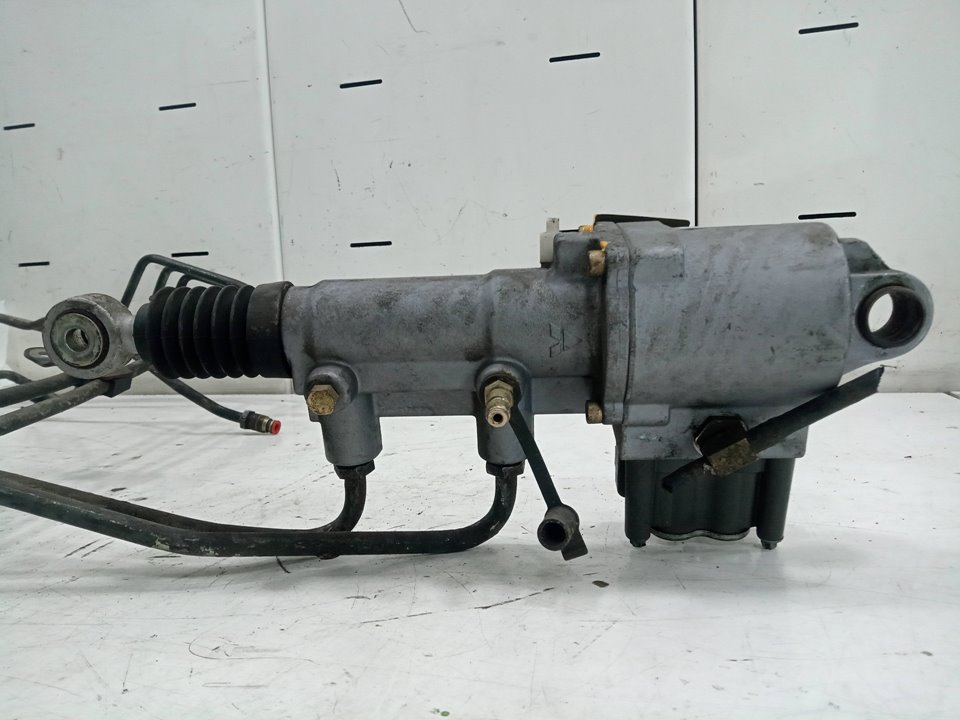 Mando selector de marchas  mercedes-benz mercedes atego 4 cyl. 4x2 2005 -       0.04 - 0.13 no identificado
