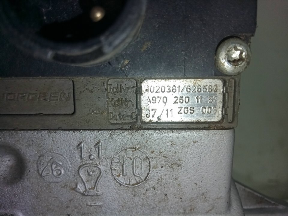 Mando selector de marchas  mercedes-benz mercedes atego 4 cyl. 4x2 2005 -       0.04 - 0.13 no identificado