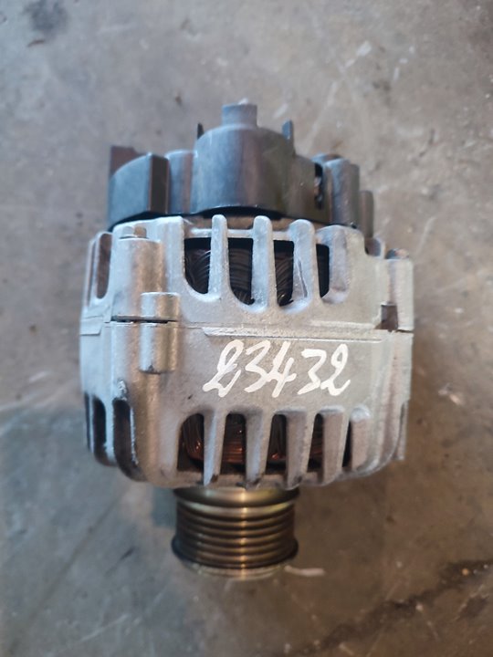Alternador renault megane iii fastback 1.5 dci (bz09 bz0d)