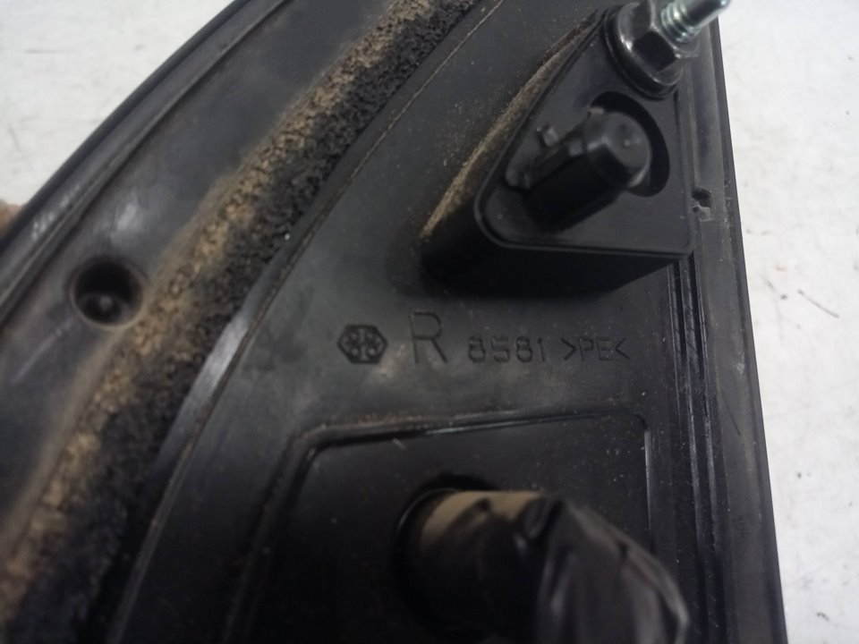 Retrovisor derecho electrico nissan x-trail 2.0 dci 4x4
