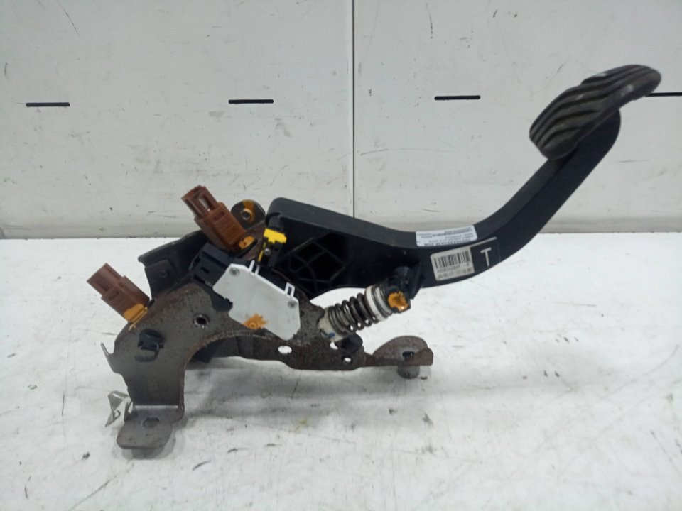 Pedal embrague nissan qashqai ii todo terreno cerrada 1.5 dci