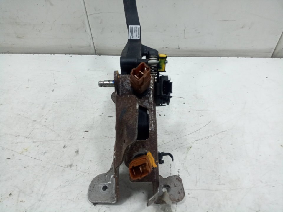 Pedal embrague nissan qashqai ii todo terreno cerrada 1.5 dci