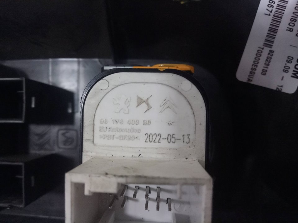 Mando retrovisor citroen c3 ii 1.2 thp 110