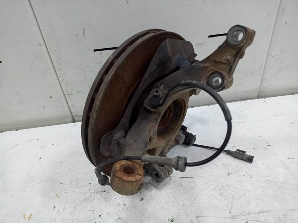 Mangueta delantera izquierda 1.4 hdi