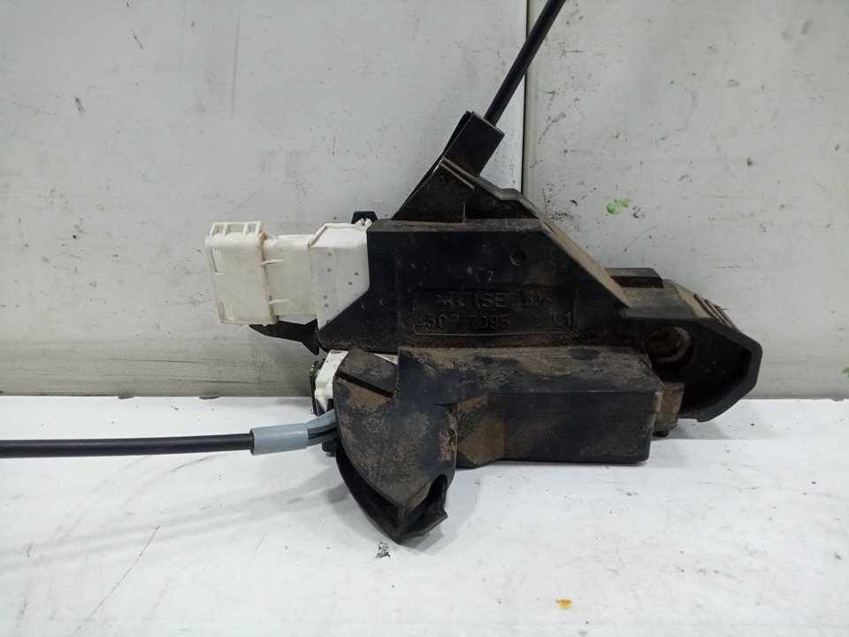 Cerradura puerta delantera izquierda 1.6 hdi