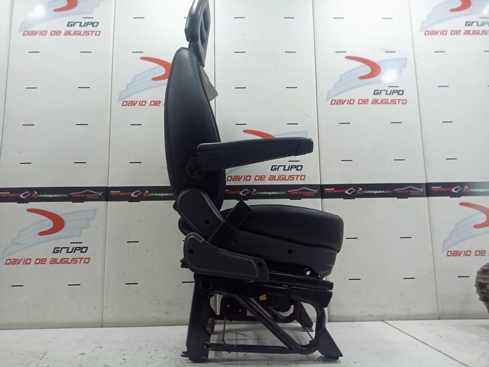Asiento delantero izquierdo 2.0 bluehdi 130