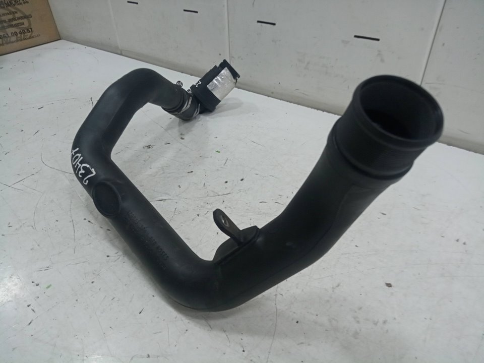 Tubo intercooler master bus l3h2 38t      02.