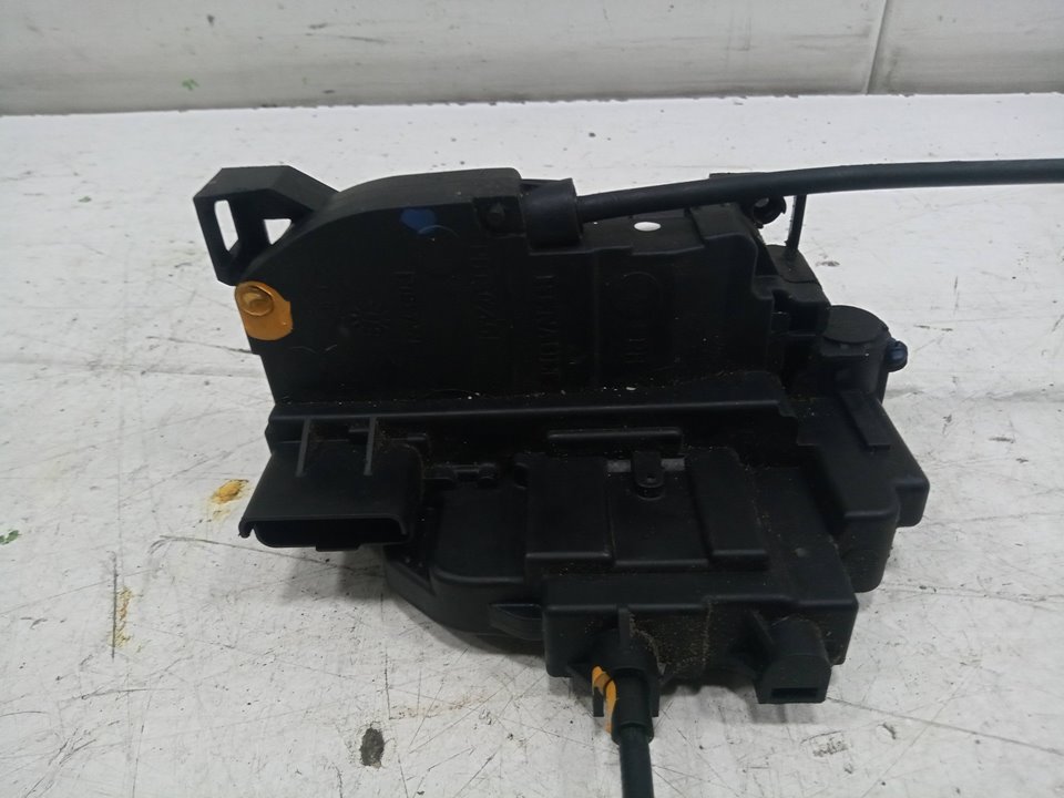 Cerradura puerta trasera derecha renault megane iii berlina 5 p