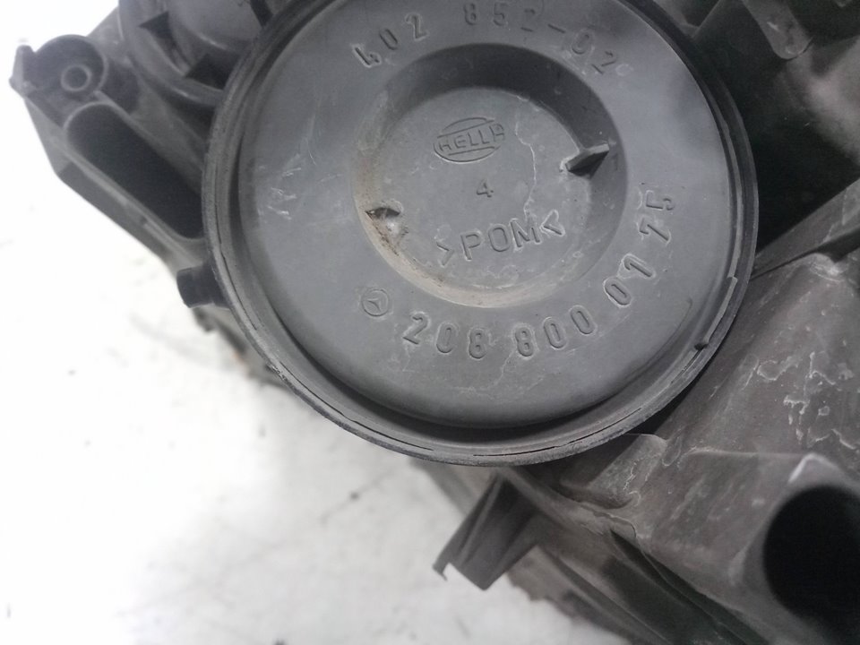 Faro derecho c 220 cdi (203.706)