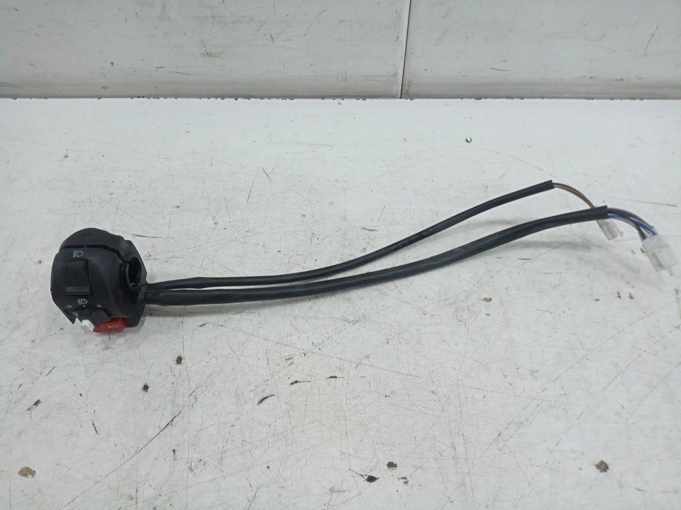 Mando intermitentes scutum silence s02 10  4    