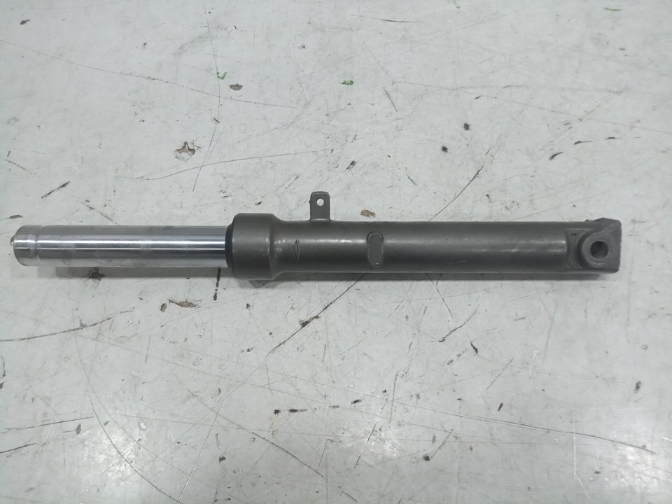 Amortiguador delantero derecho scutum silence s02 10  4    