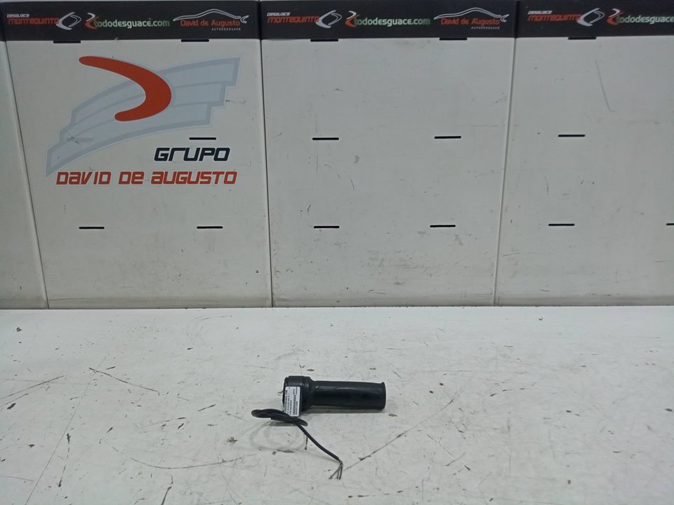 PuÑo acelerador scutum silence s02 10  4