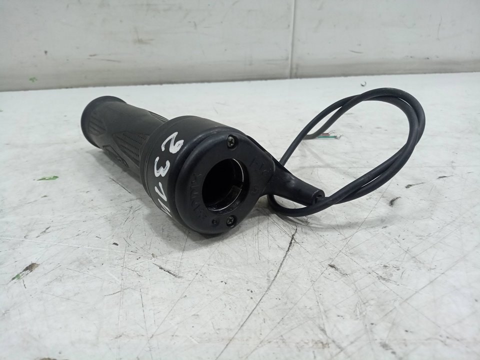 PuÑo acelerador scutum silence s02 10  4
