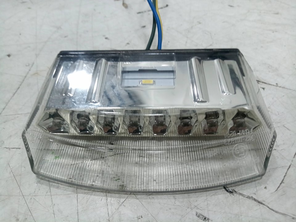 Piloto trasero scutum silence s02 10  4    