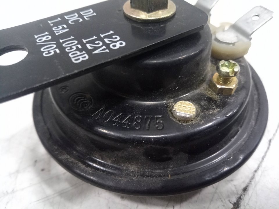 Claxon scutum silence s02 10  4    