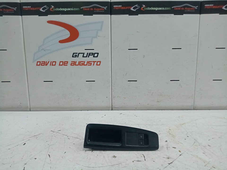 Mando elevalunas delantero izquierdo volkswagen polo 1.4 16v