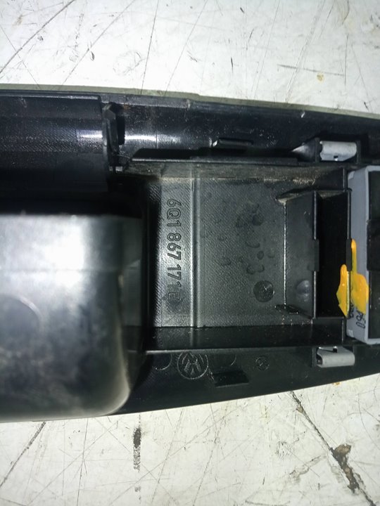 Mando elevalunas delantero izquierdo volkswagen polo 1.4 16v