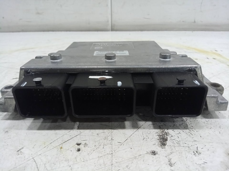 Centralita motor uce volvo s40 ii 1.8