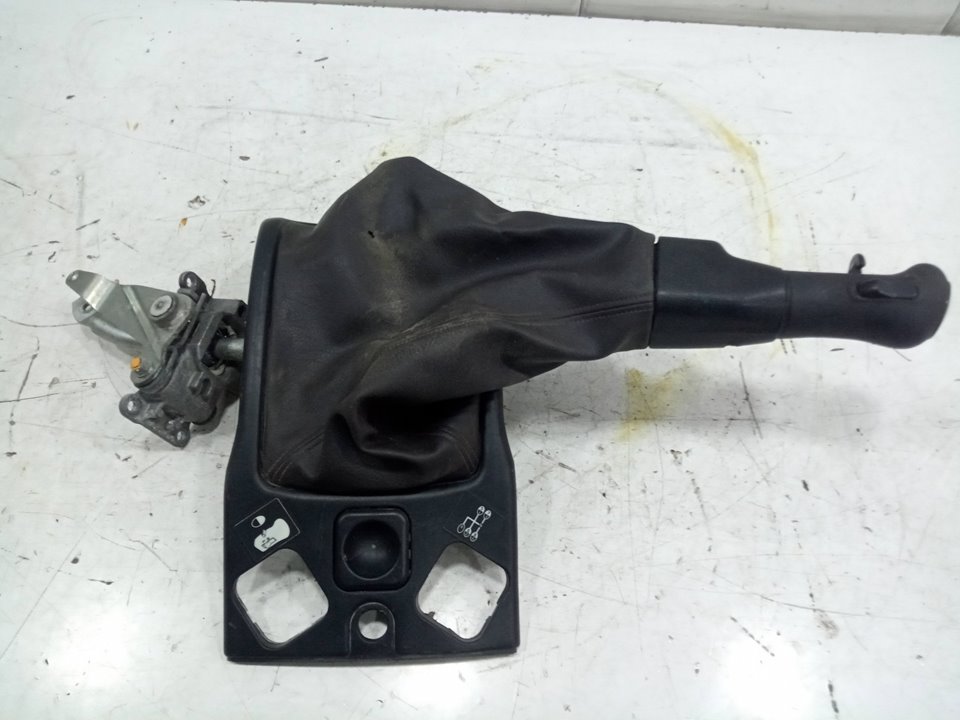 Palanca cambio renault  magnum ab 2005 cabina adel.tractor semirr. gv     4x2    4xx.18 gran espacio      12.06 - 12.09 no ident