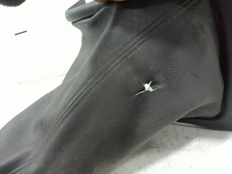 Palanca cambio renault  magnum ab 2005 cabina adel.tractor semirr. gv     4x2    4xx.18 gran espacio      12.06 - 12.09 no ident