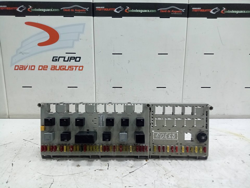 Caja reles / fusibles scania serie 4 (pr 164 c) 15.