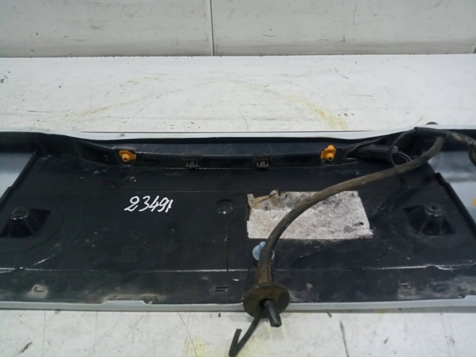Aleron trasero renault clio ii 1.5 dci (bc2j)
