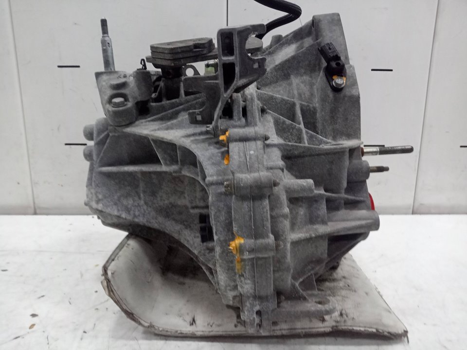Caja cambios renault megane ii   berlina 5p       0.00  ..