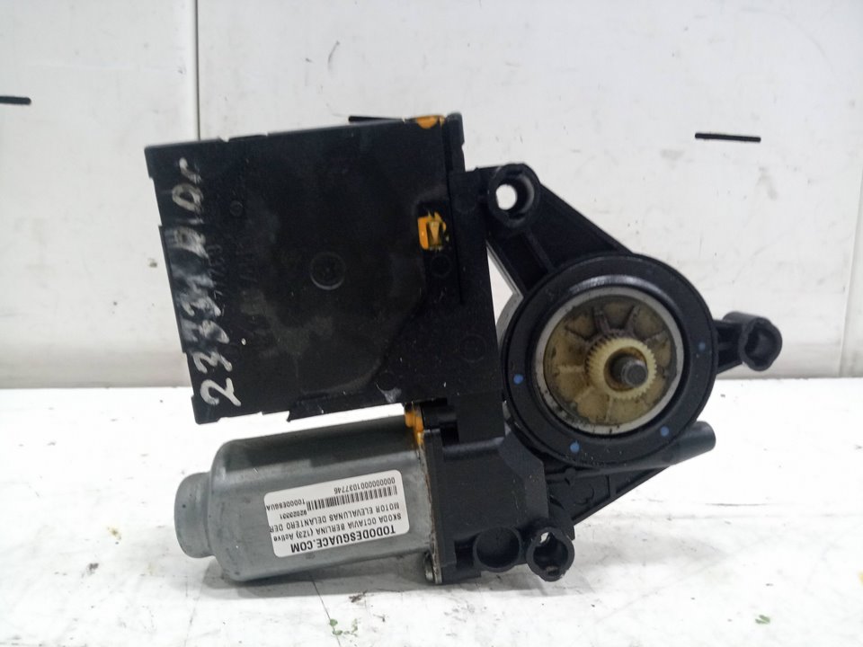 Motor elevalunas delantero derecho skoda octavia ii 1.9 tdi