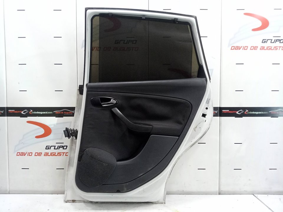 Puerta trasera derecha seat altea 1.6 multifuel