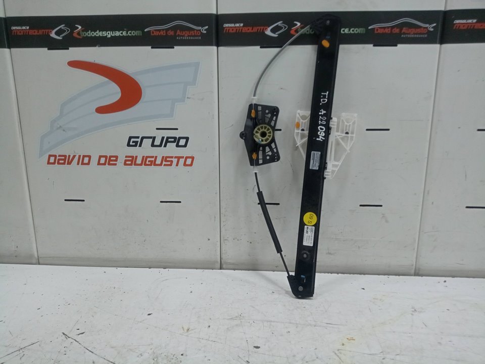 Elevalunas trasero derecho audi q3   (8ug) attraction      01.15