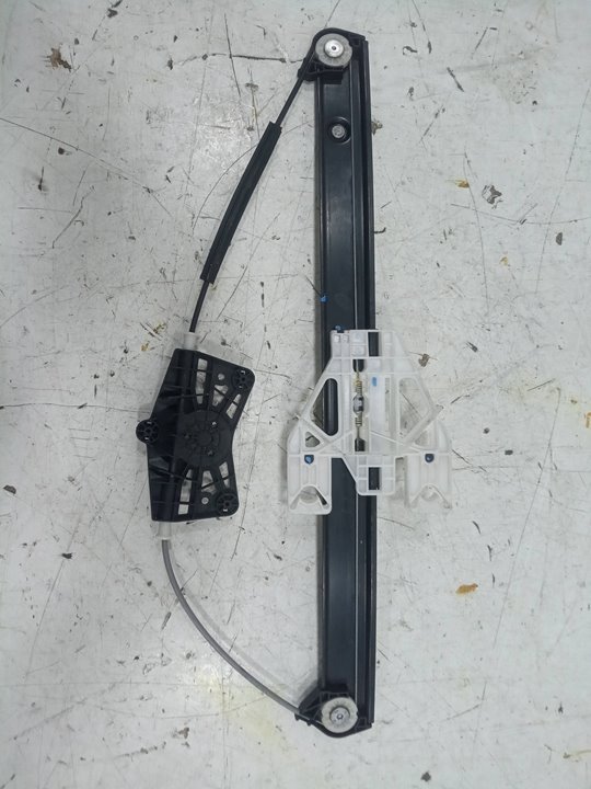 Elevalunas trasero derecho audi q3   (8ug) attraction      01.15