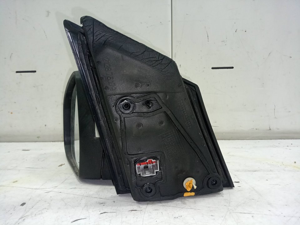 Retrovisor izquierdo electrico ford focus iii  focus lim. (cb8)       0.10