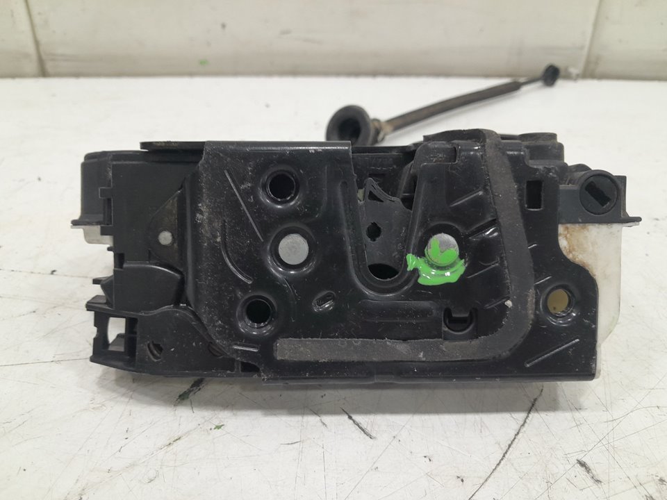 Cerradura puerta trasera derecha volkswagen golf vi 2.0 tdi