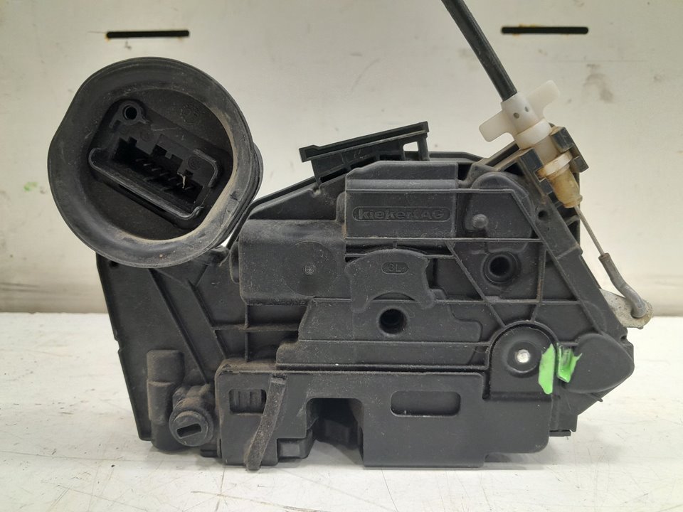 Cerradura puerta trasera izquierda volkswagen golf vi 2.0 tdi