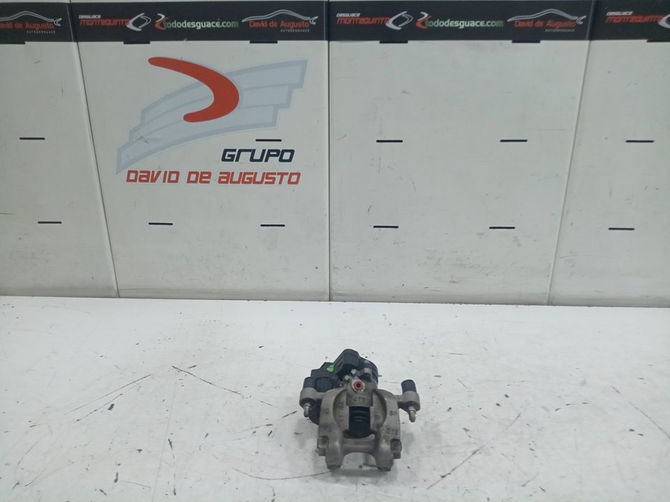 Pinza freno trasera derecha audi q3   (8ug) attraction      01.15
