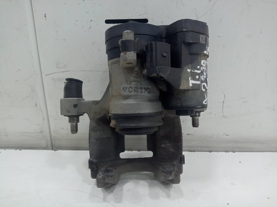 Pinza freno trasera derecha audi q3   (8ug) attraction      01.15