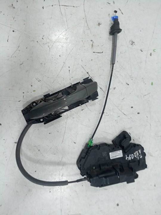 Cerradura puerta trasera izquierda audi q3   (8ug) attraction      01.15