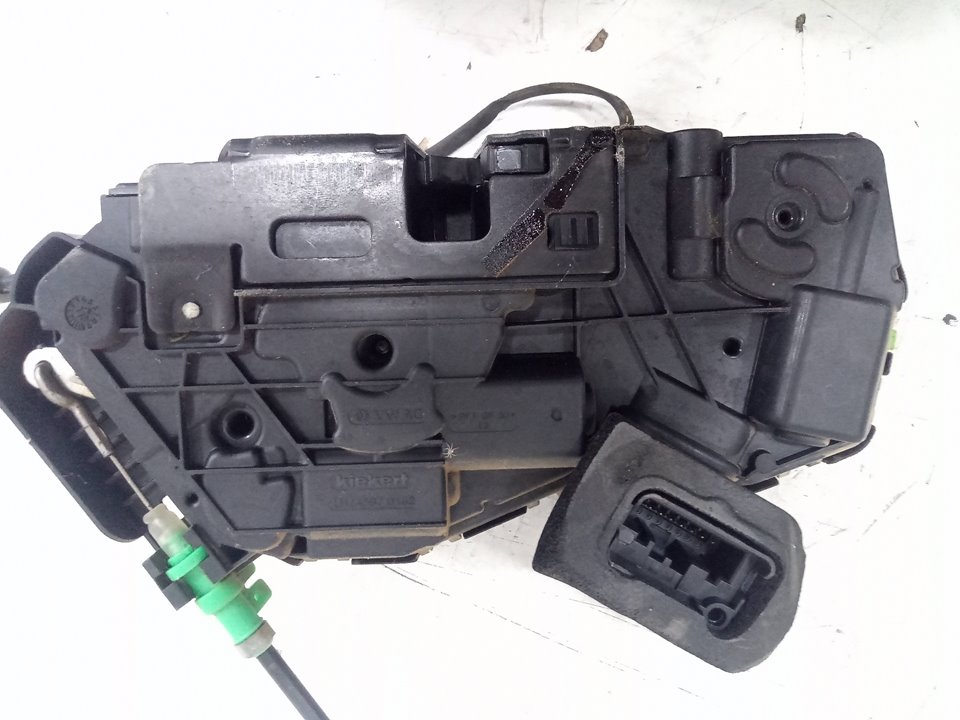 Cerradura puerta trasera izquierda audi q3   (8ug) attraction      01.15