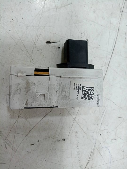 Luz cinturon master bus l3h2 38t      02.