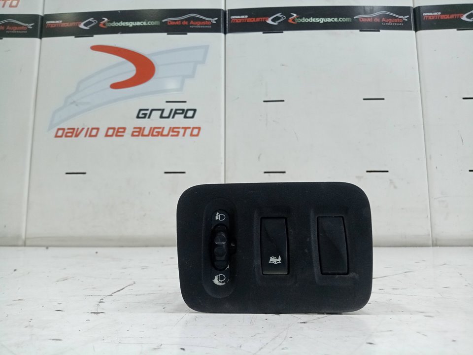 Mando regulacion faro master bus l3h2 38t      02.