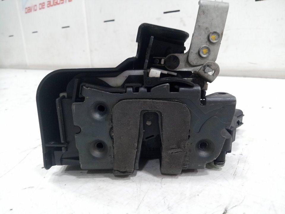 Cerradura puerta delantera derecha ford galaxy 2.0 tdci