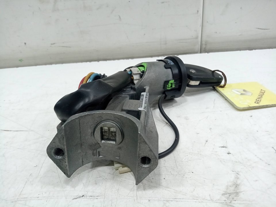Antirrobo renault master pro cajachasis  magnum ab 2005 cabina adel.tr