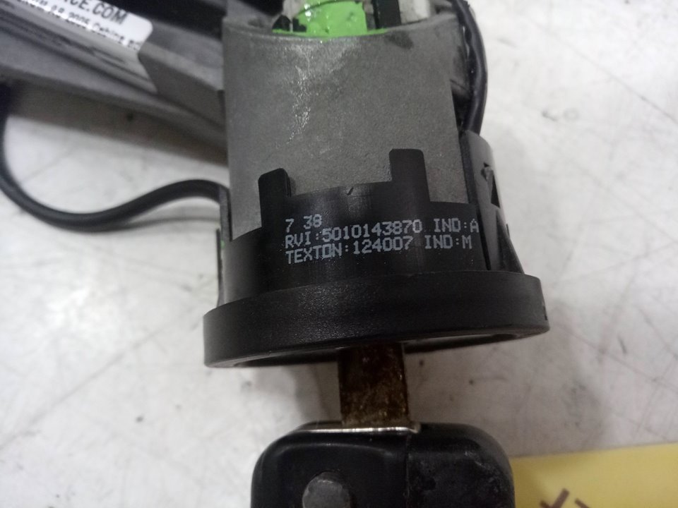 Antirrobo renault master pro cajachasis  magnum ab 2005 cabina adel.tr